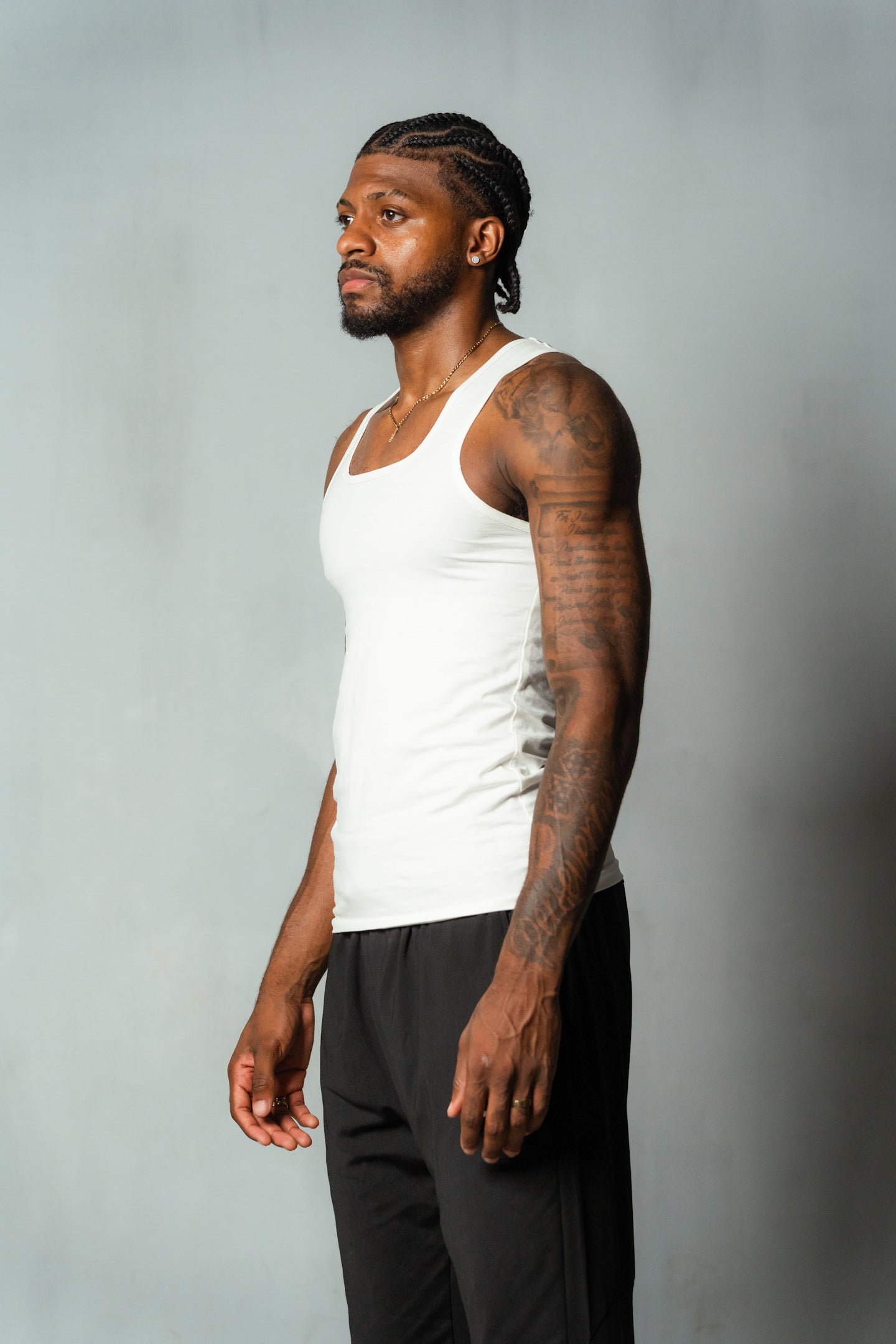 BH MUSCLE TANK IN WHITE