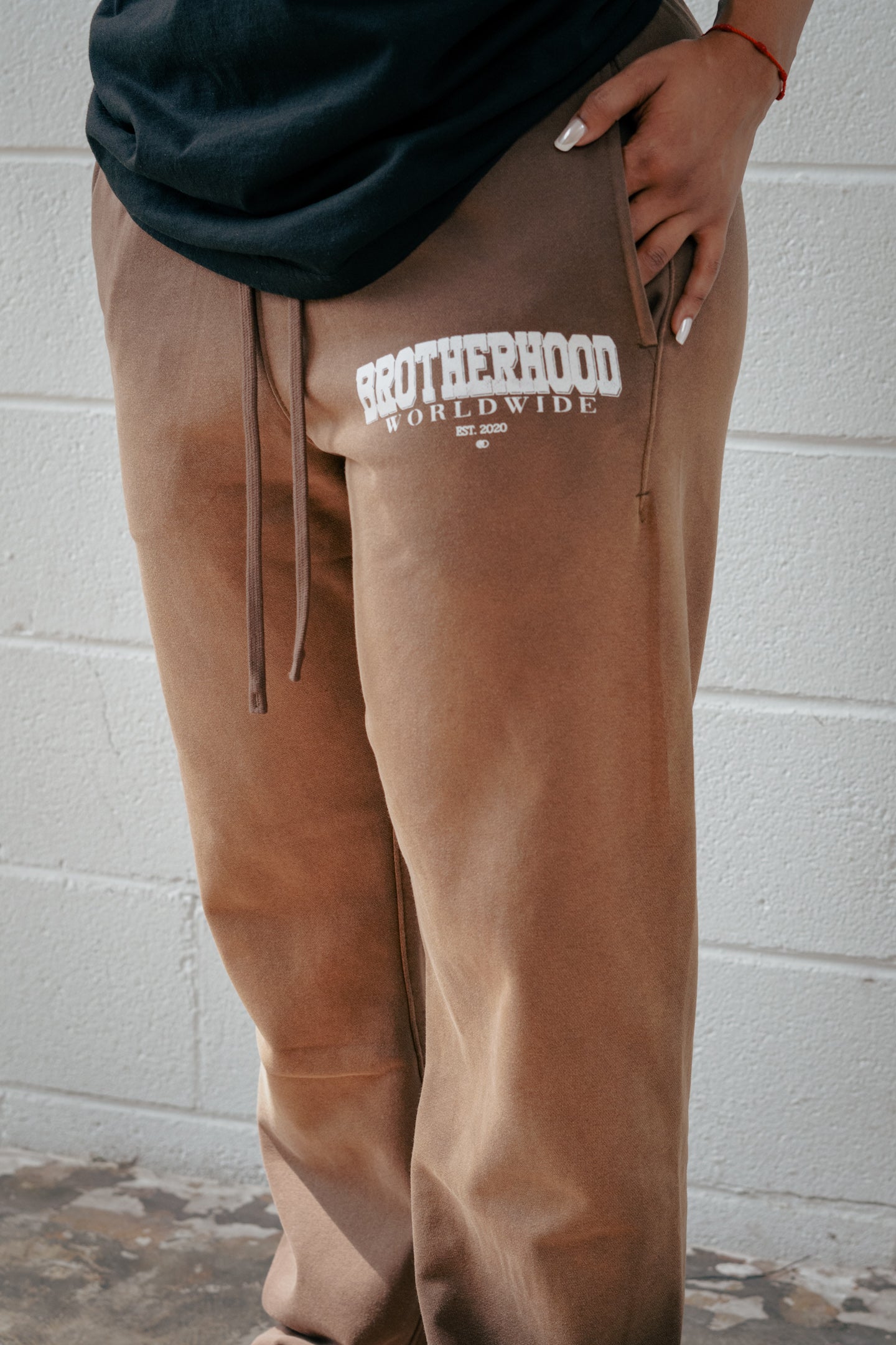 WORLDWIDE PANTS IN BROWN