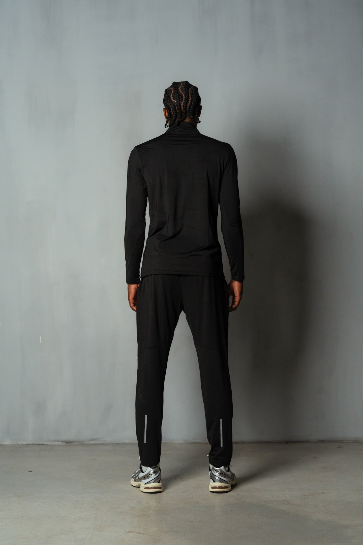 BH ACTIVE LONG SLEEVE IN BLACK