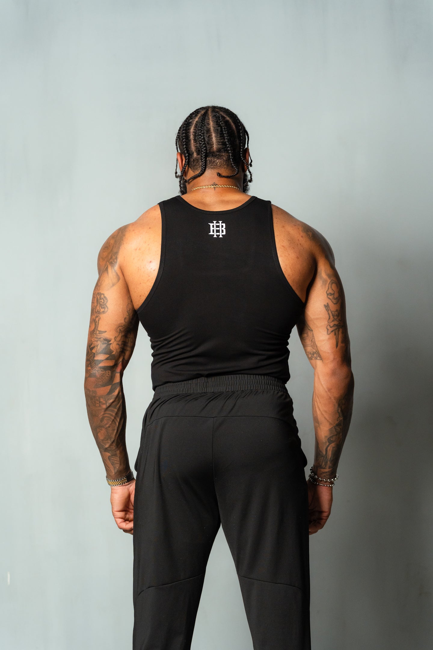 BH MUSCLE TANK IN BLACK