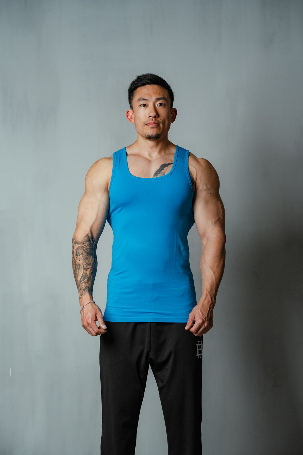 BH MUSCLE TANK IN BLUE