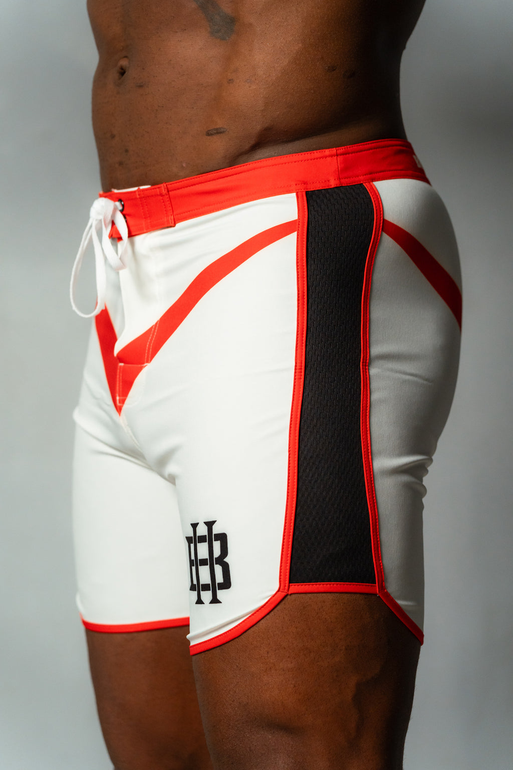 BH VICTORIOUS SHORTS IN WHITE/RED