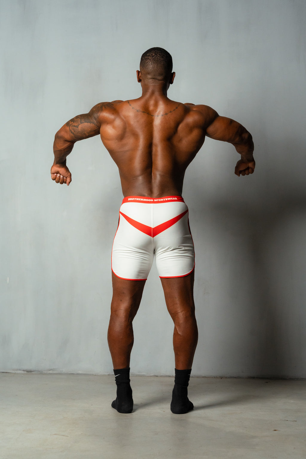 BH VICTORIOUS SHORTS IN WHITE/RED
