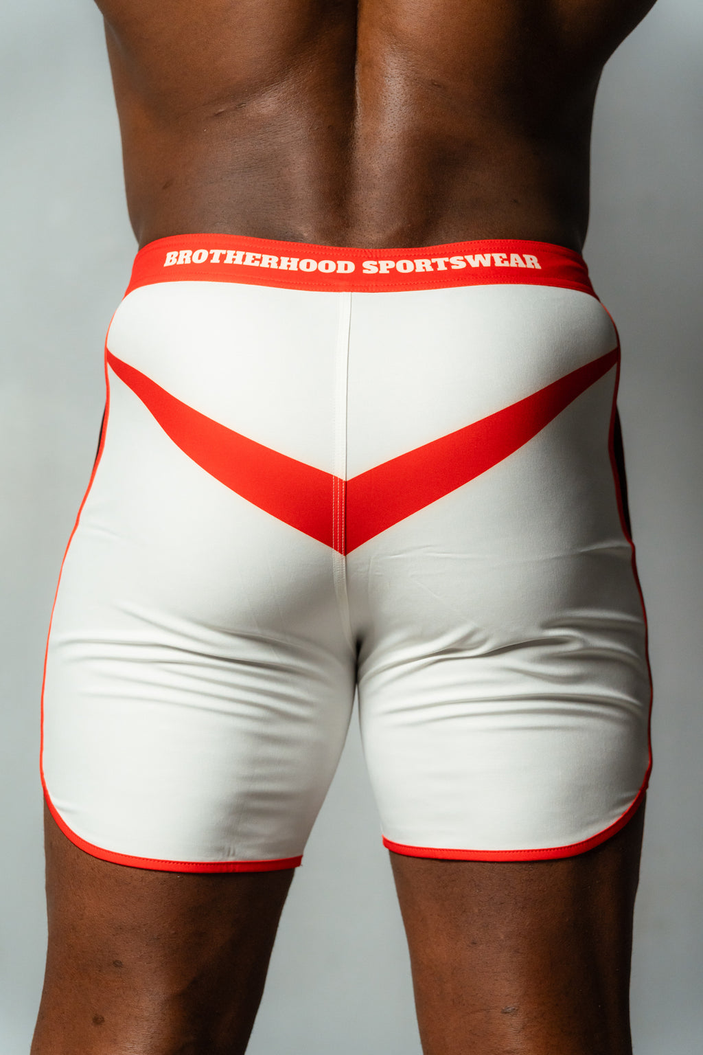 BH VICTORIOUS SHORTS IN WHITE/RED